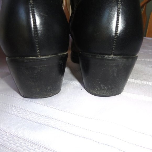 Laredo Western Boots 9" Tall, Size 10 Wide Rounded Toe - Picture 5 of 8